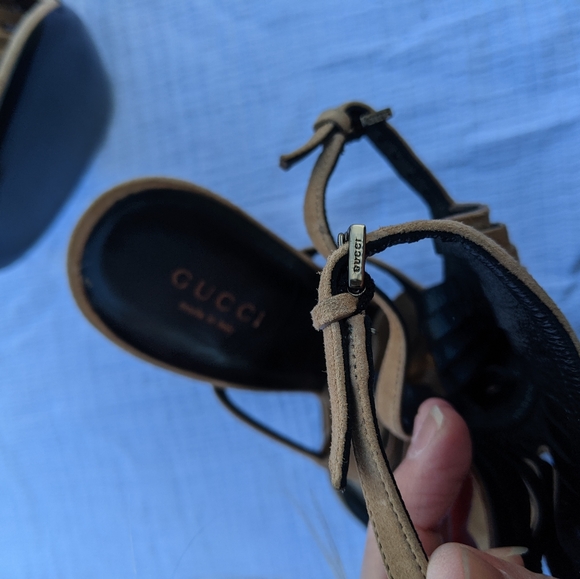 *** Gucci Suede Gladiator Fringe Becky Sandals Heels - Picture 5 of 16